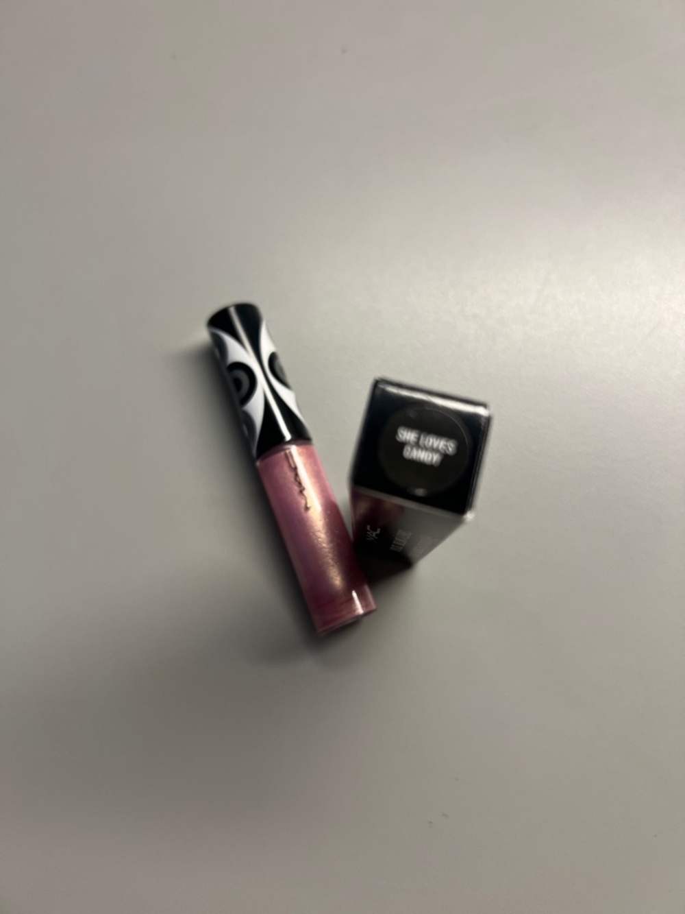 MAC Cosmetics Lipglass - She Loves Candy - Picture 3 of 3